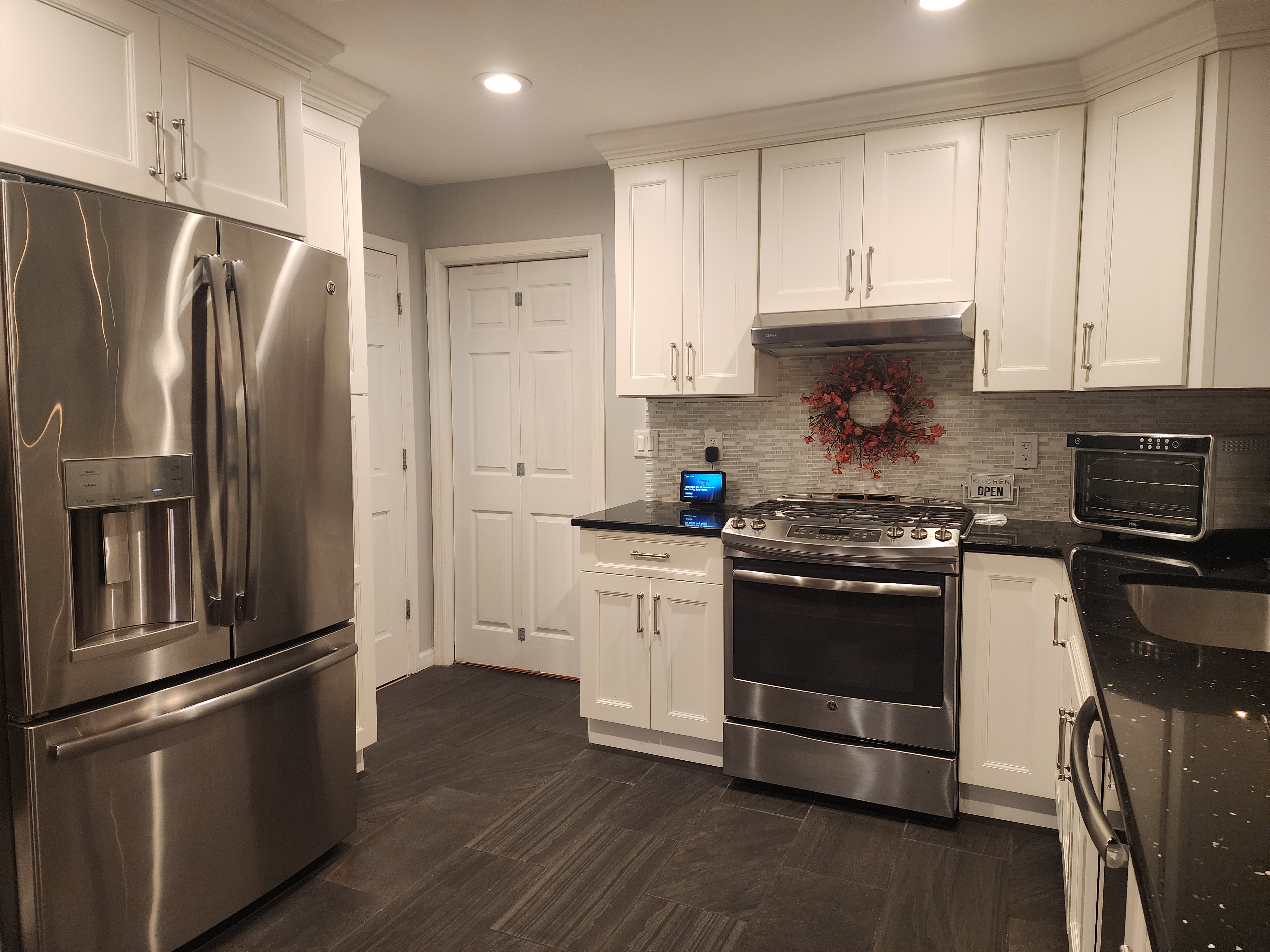 Bloomingdale, New Jersey, 07403, United States, 3 Bedrooms Bedrooms, ,2 BathroomsBathrooms,Residential,For Sale,1982593