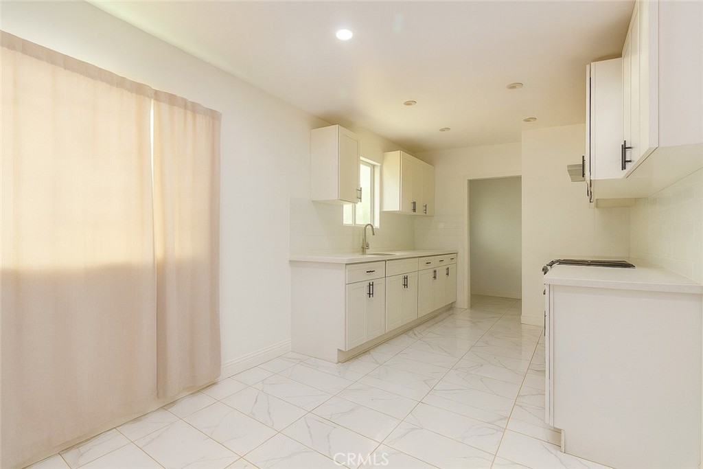 Winnetka, California, 91306, United States, 3 Bedrooms Bedrooms, ,2 BathroomsBathrooms,Residential,For Sale,1983505