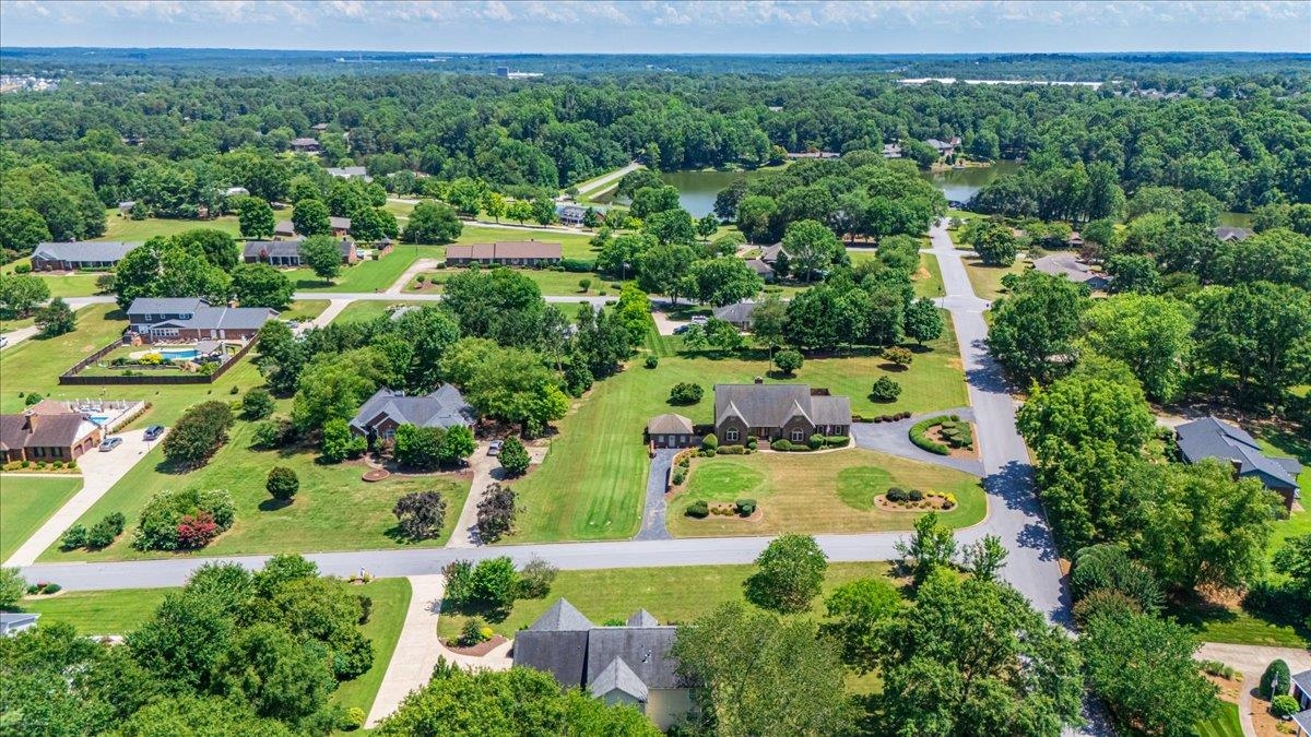 Moore, South Carolina, 29369, United States, 5 Bedrooms Bedrooms, ,4 BathroomsBathrooms,Residential,For Sale,2010805