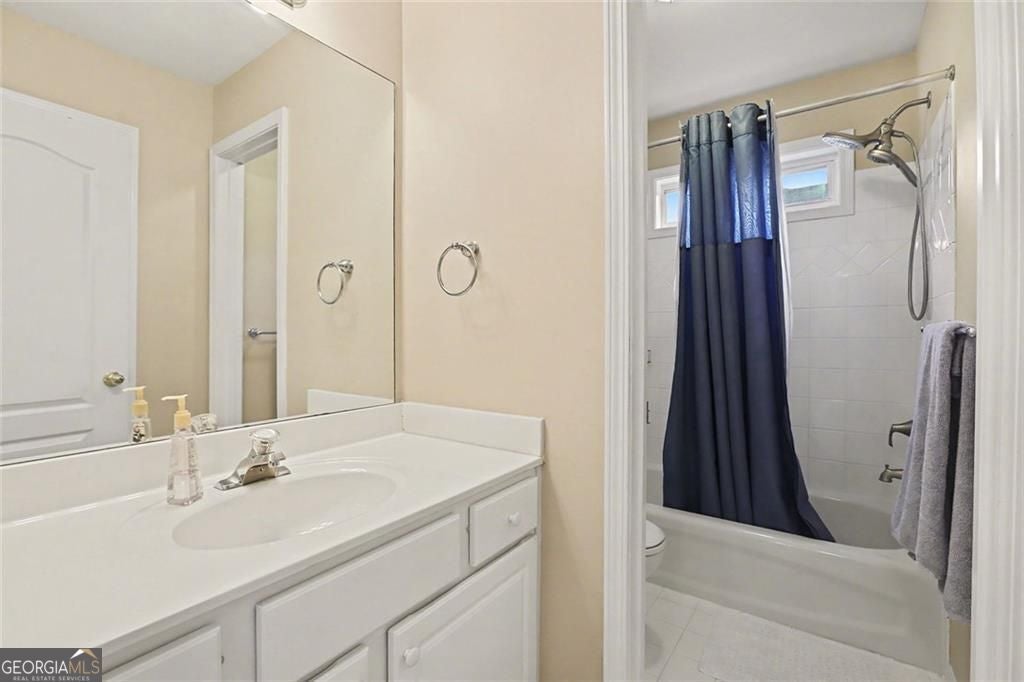 Suwanee, Georgia, 30024, United States, 5 Bedrooms Bedrooms, ,3 BathroomsBathrooms,Residential,For Sale,2006571