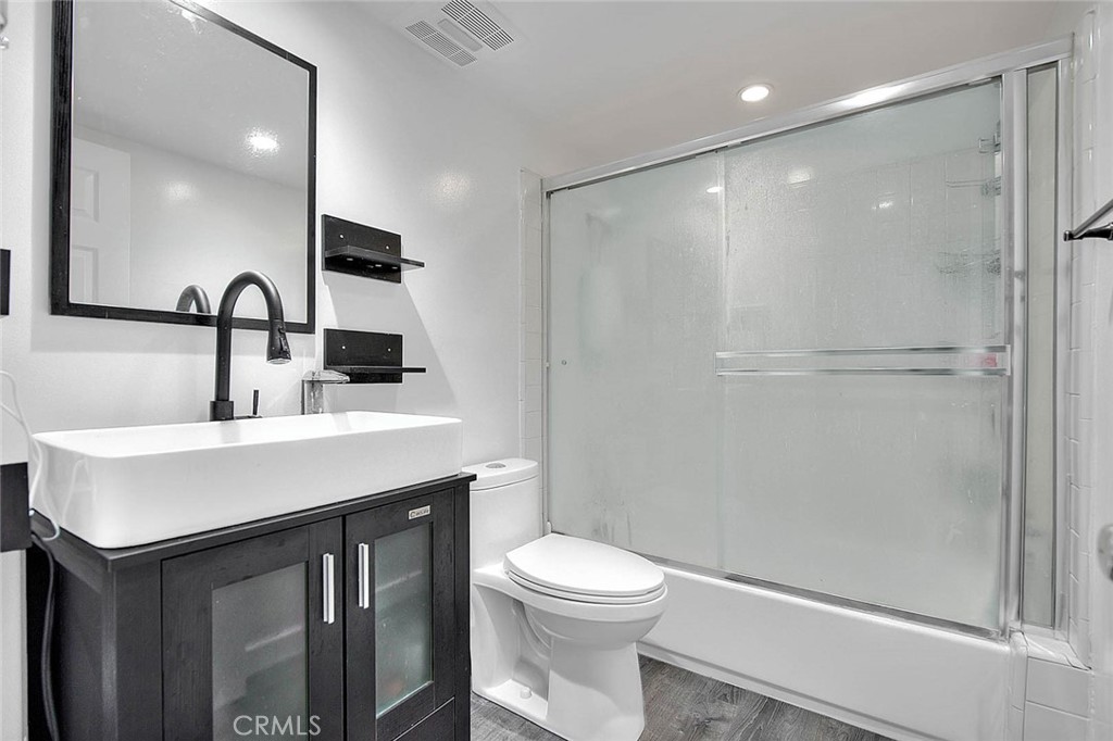 Phillips Ranch, California, 91766, United States, 4 Bedrooms Bedrooms, ,3 BathroomsBathrooms,Residential,For Sale,1998468