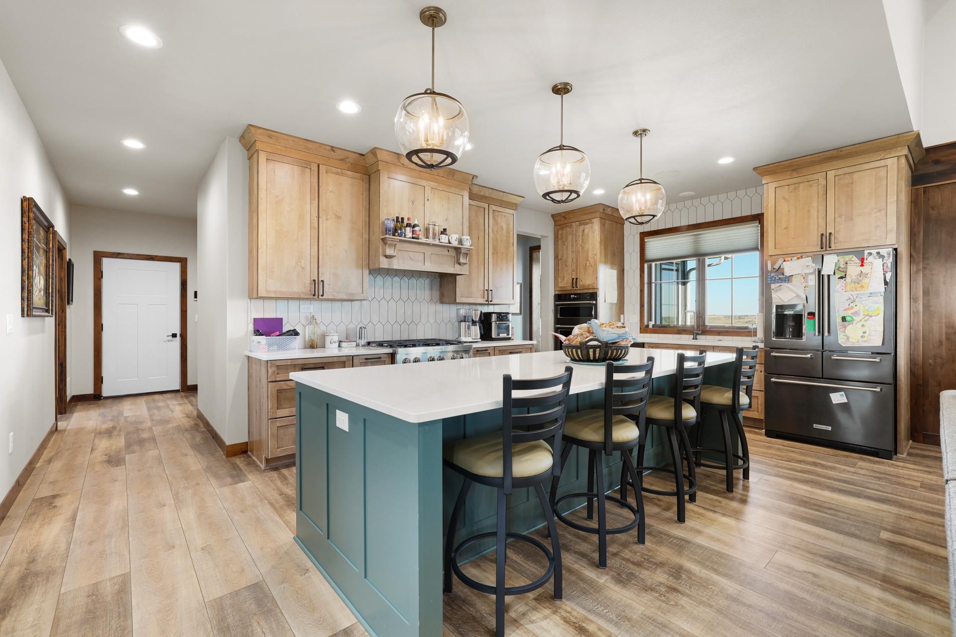 Garrison, North Dakota, 58540, United States, 4 Bedrooms Bedrooms, ,3 BathroomsBathrooms,Residential,For Sale,1975291