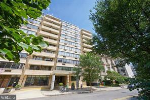 Washington, District of Columbia, 20036, United States, 2 Bedrooms Bedrooms, ,2 BathroomsBathrooms,Residential,For Sale,1973872