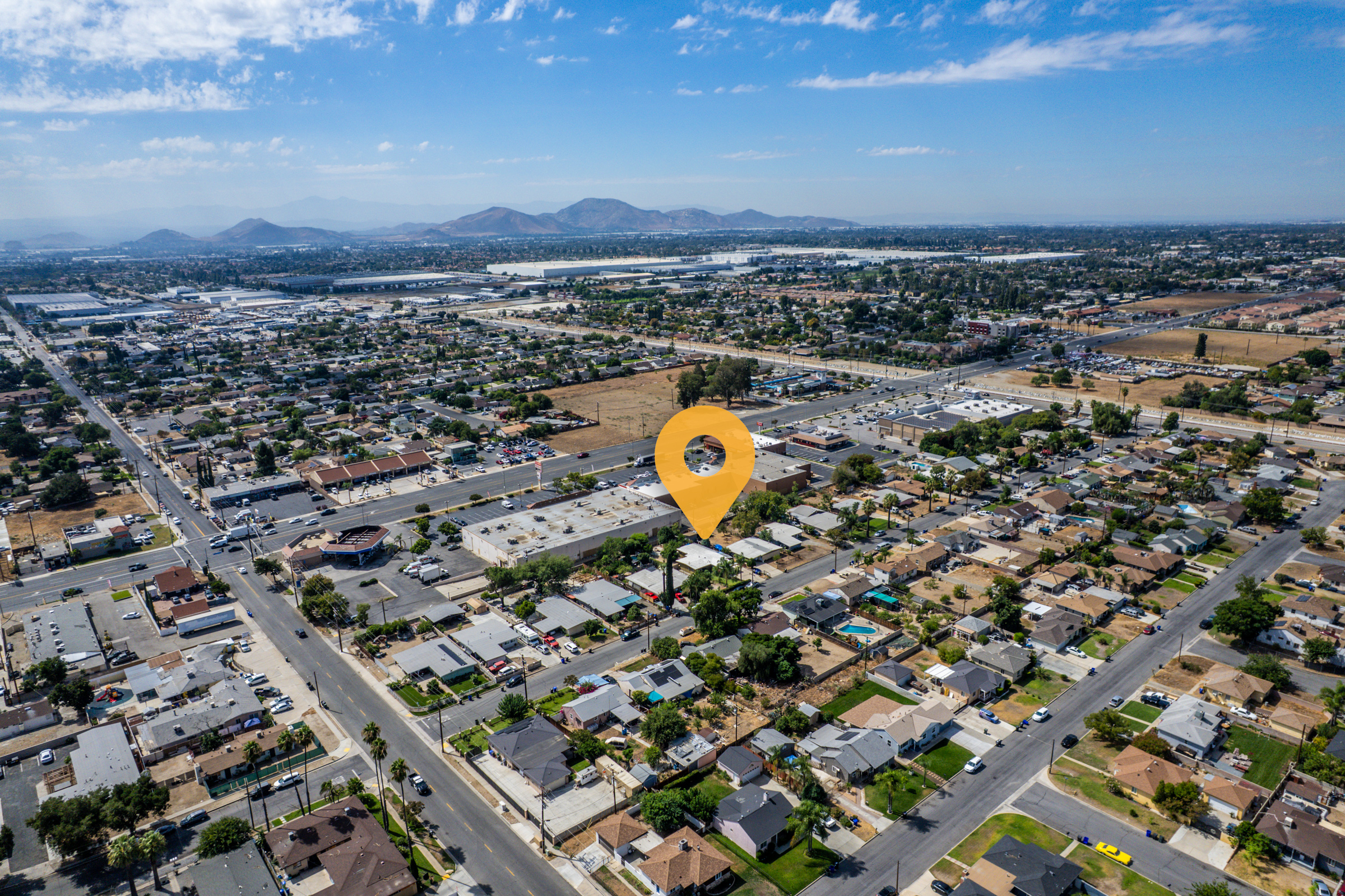 Rialto, California, 92376, United States, 4 Bedrooms Bedrooms, ,2 BathroomsBathrooms,Residential,For Sale,1973663