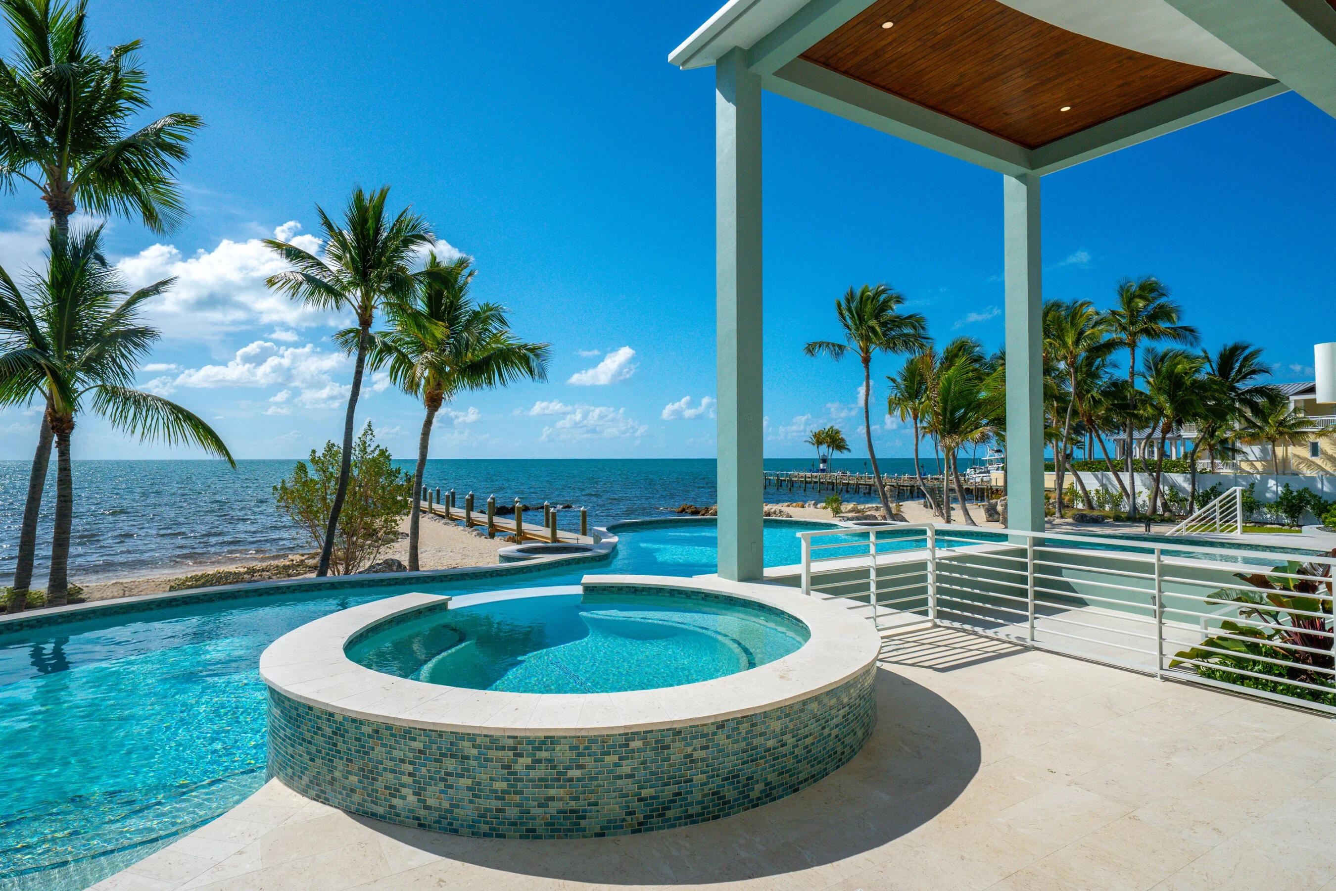 ISLAMORADA, Florida, 33036, United States, 6 Bedrooms Bedrooms, ,9 BathroomsBathrooms,Residential,For Sale,1903587