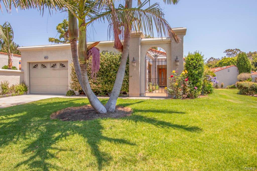 Laguna Woods, California, 92637, United States, 2 Bedrooms Bedrooms, ,Residential,For Sale,1880064