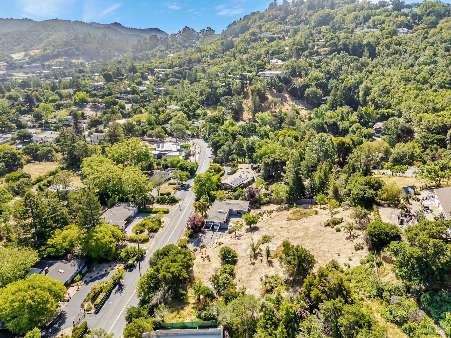 San Rafael, California, 94903, United States, 4 Bedrooms Bedrooms, ,3 BathroomsBathrooms,Residential,For Sale,1837138
