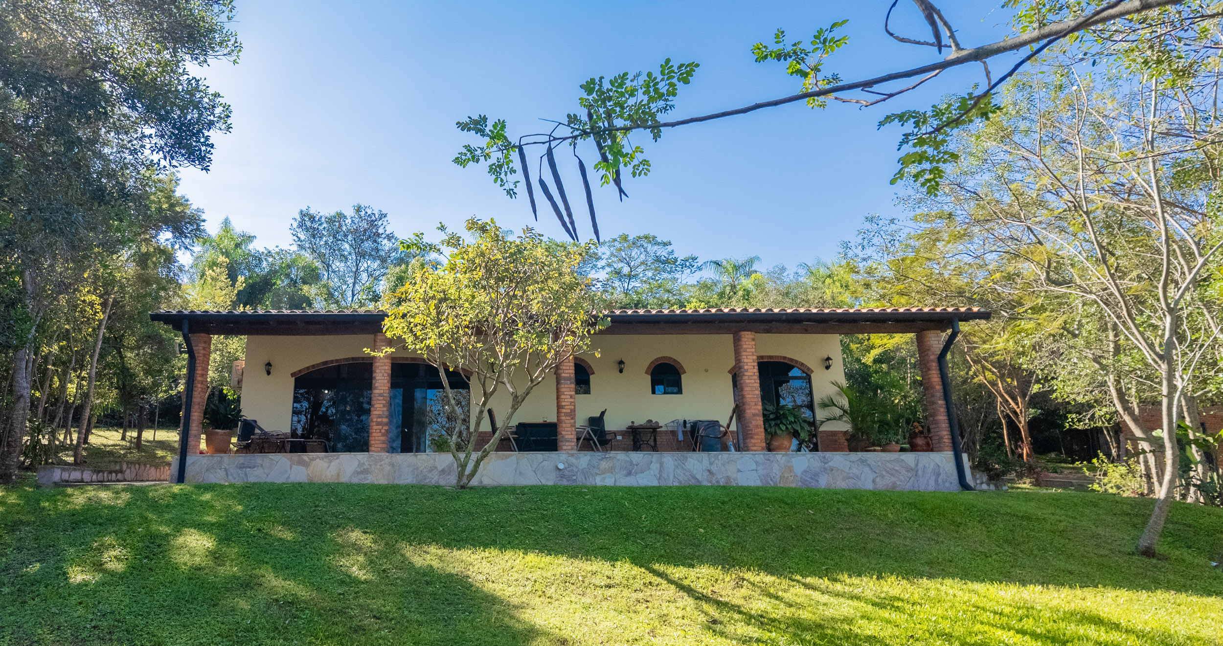  Country Estate for Sale in Caacupé, Paraguay  Country Residence - 物件實景