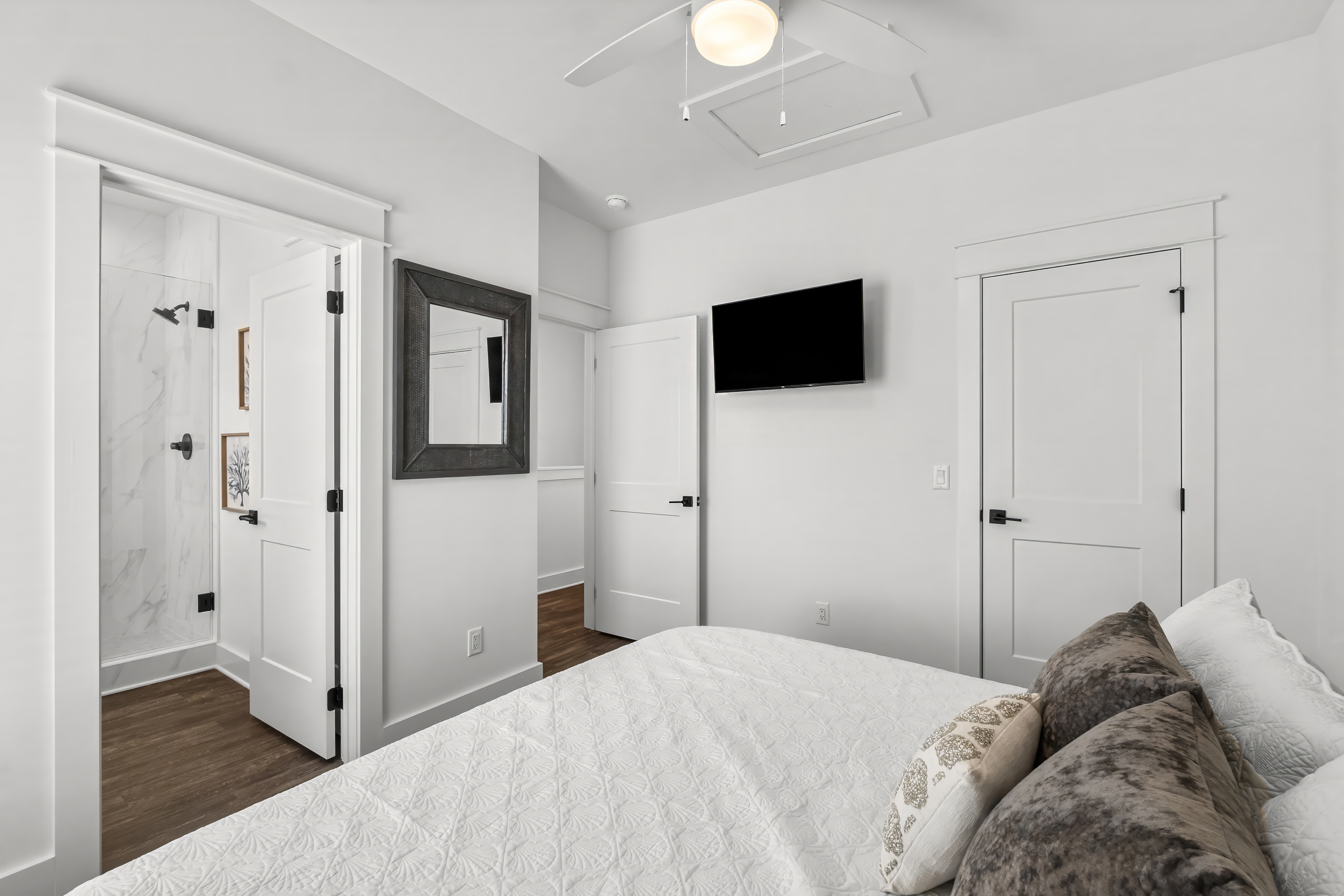  Investment-Friendly Beach House Offered Fully Furnished in Panama City Beach - 物件實景