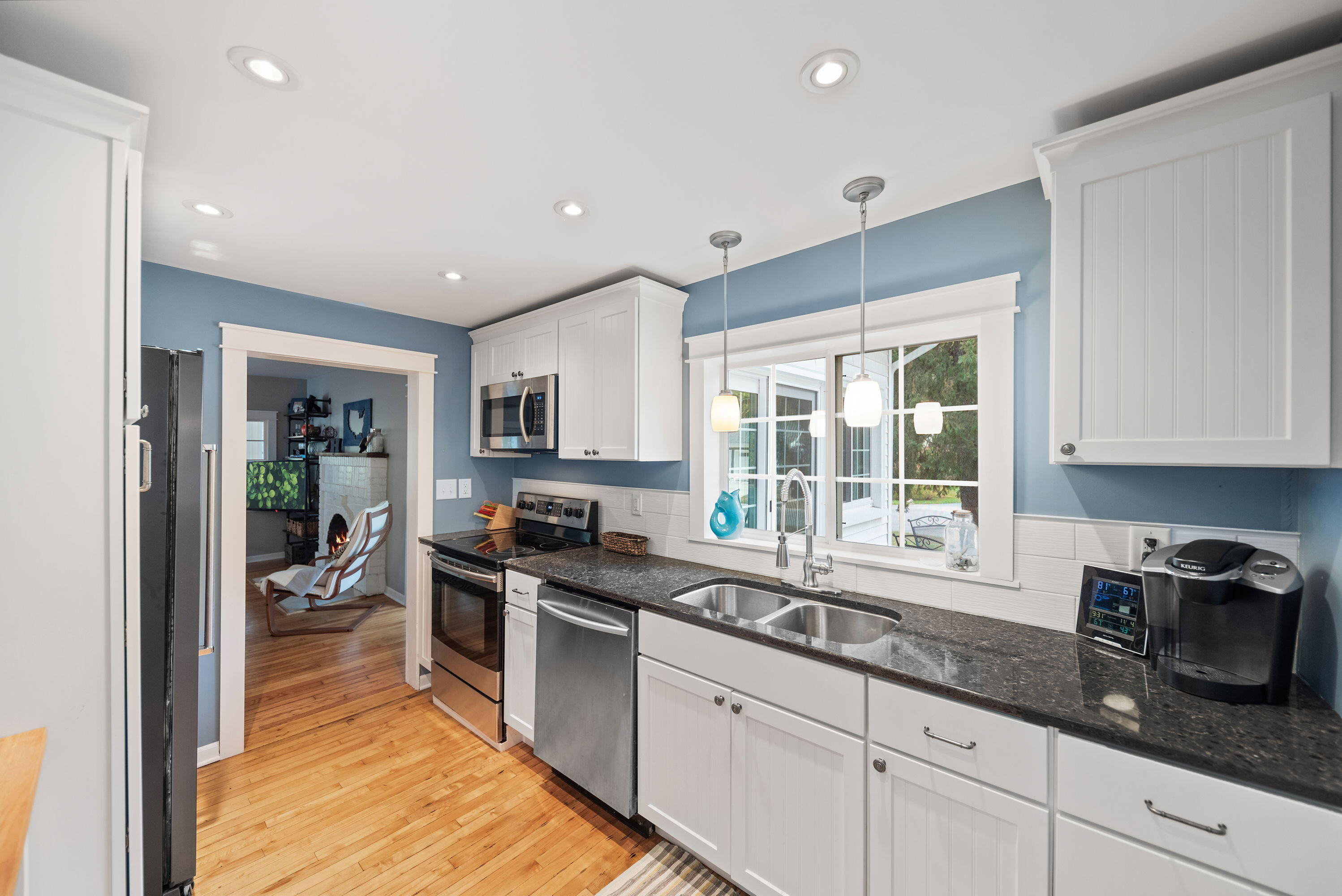 Long Beach, Indiana, 46360, United States, 5 Bedrooms Bedrooms, ,2 BathroomsBathrooms,Residential,For Sale,1987999