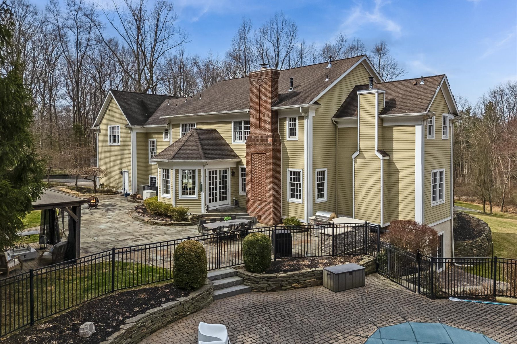  Custom Estate Home on Five Stunning Acres - 物件實景