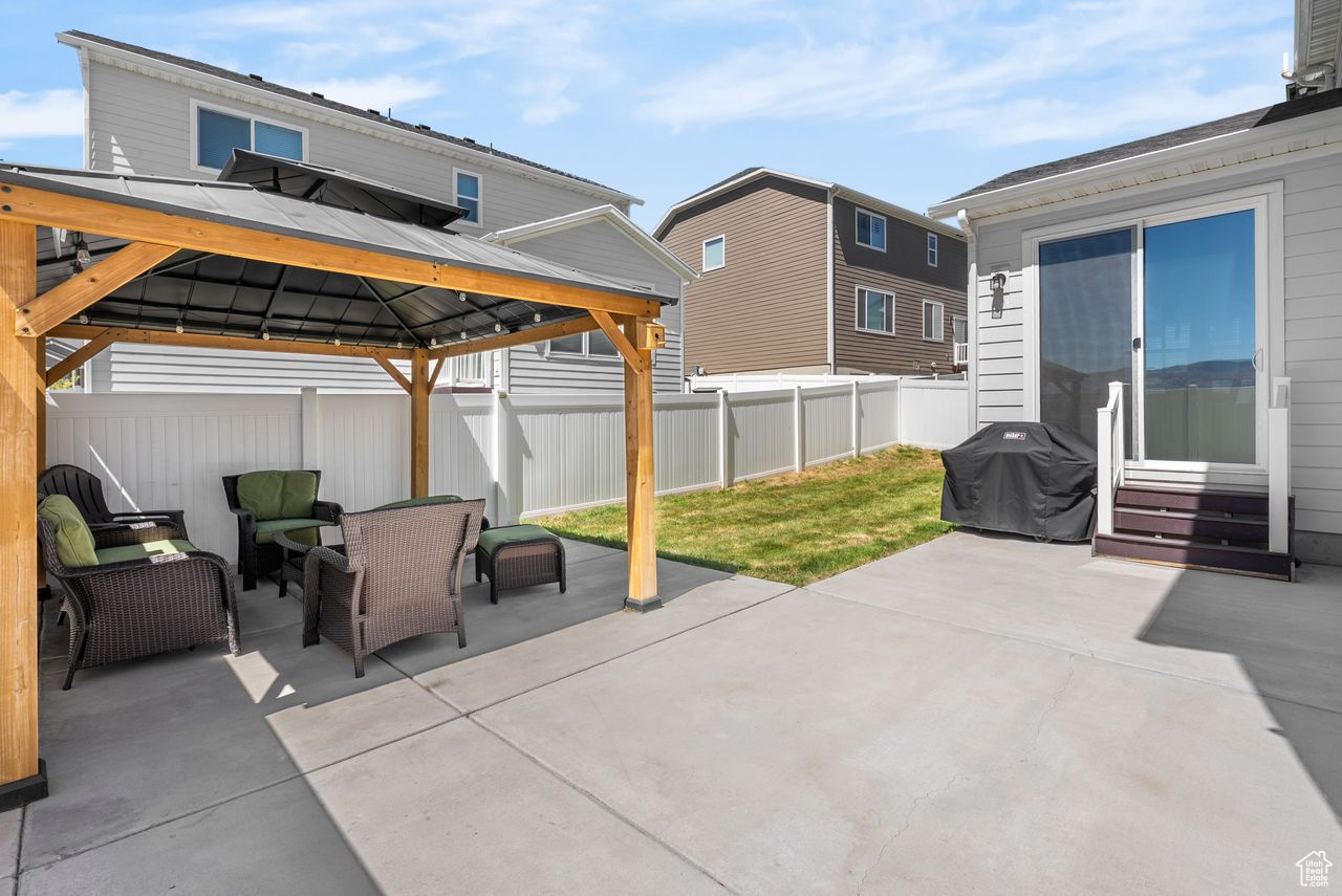 Saratoga Springs, Utah, 84045, United States, 4 Bedrooms Bedrooms, ,3 BathroomsBathrooms,Residential,For Sale,1927237