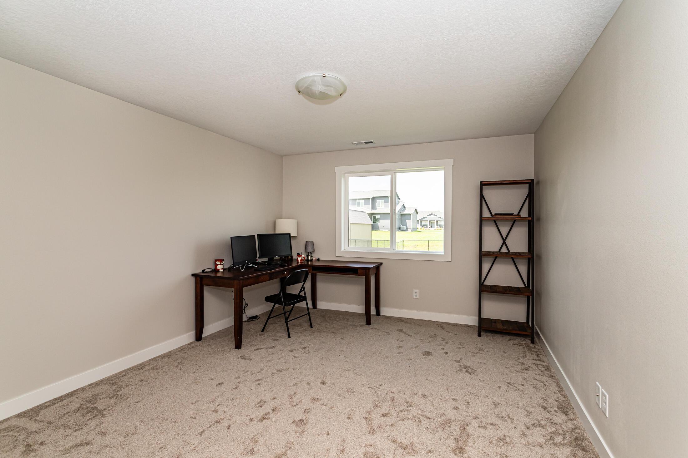 Huxley, Iowa, 50124, United States, 4 Bedrooms Bedrooms, ,3 BathroomsBathrooms,Residential,For Sale,1980577