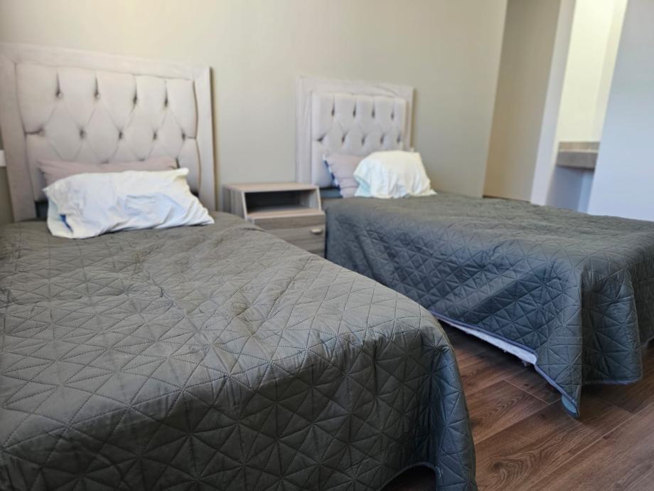 Torreón, Coahuila de Zaragoza, 27023, Mexico, 4 Bedrooms Bedrooms, ,4 BathroomsBathrooms,Residential,For Sale,2001959