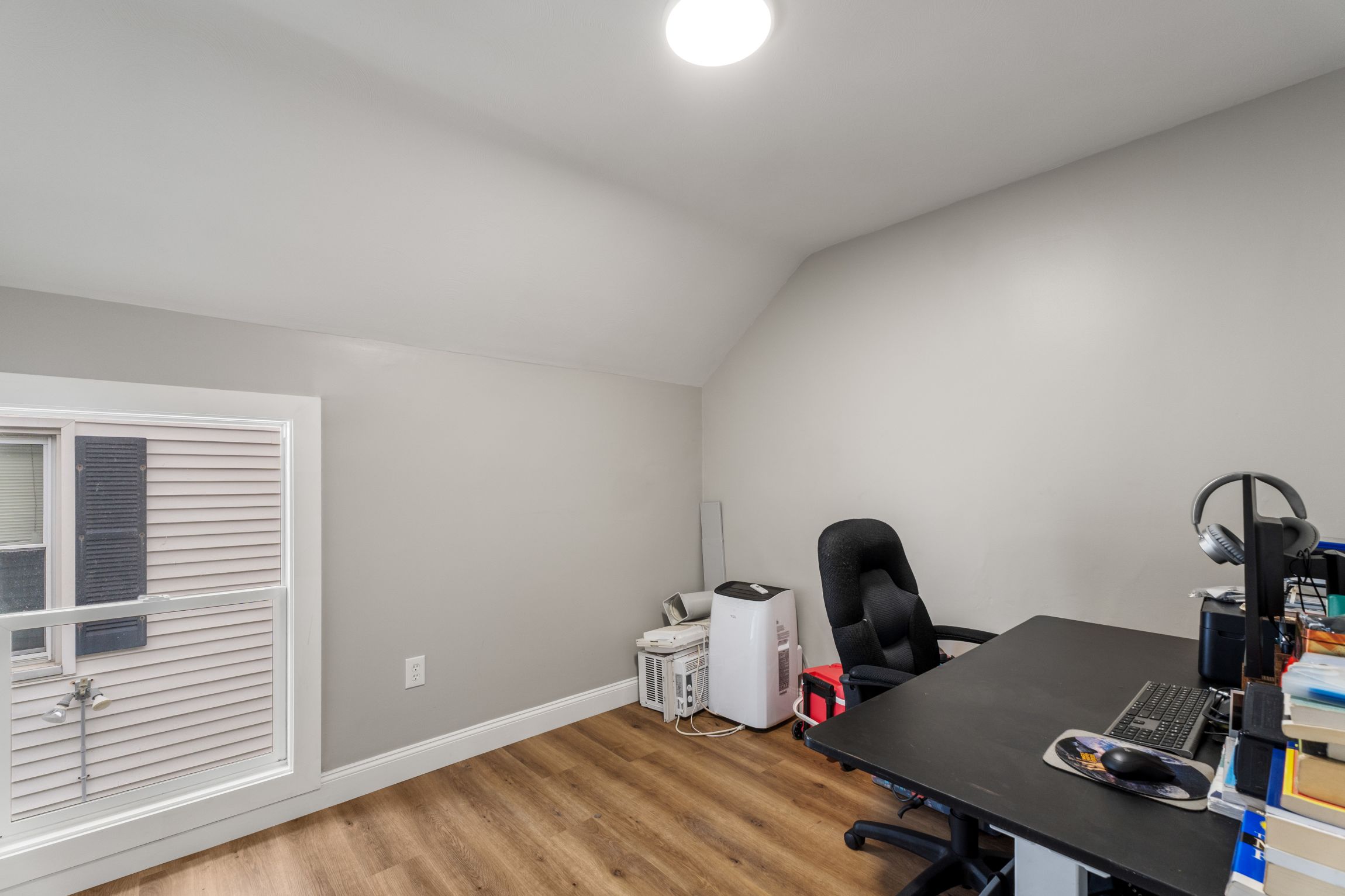  207 Belleville Avenue, New Bedford, MA, 02746 - 物件實景