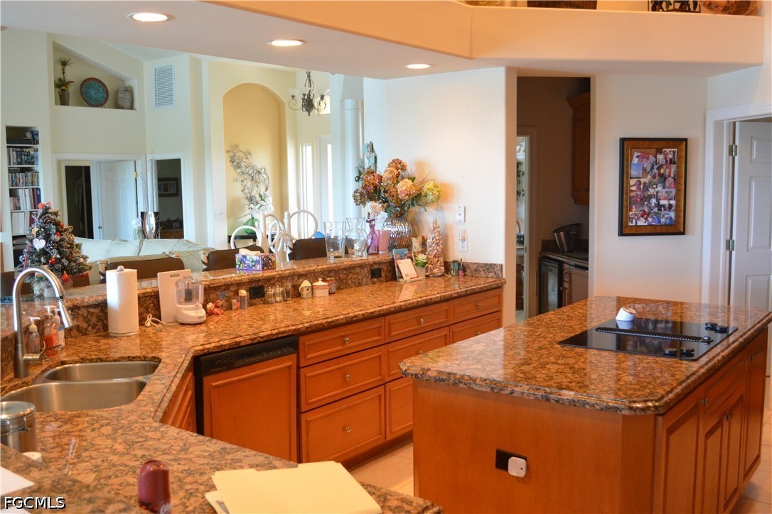 Fort Myers, Florida, 33908, United States, 4 Bedrooms Bedrooms, ,6 BathroomsBathrooms,Residential,For Sale,2048224