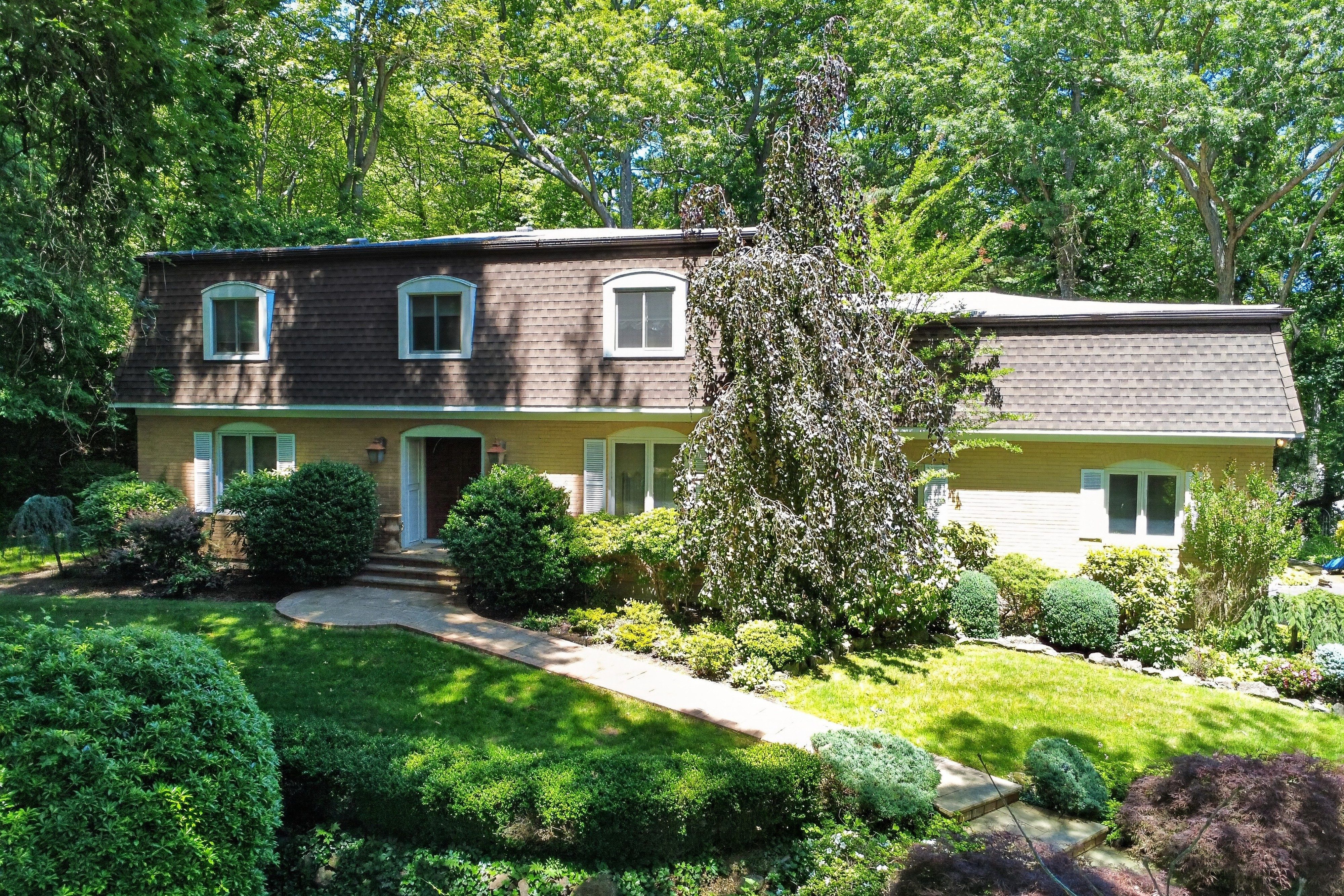  44 Koenig Drive, Oyster Bay Cove, NY, 11771 - 物件實景