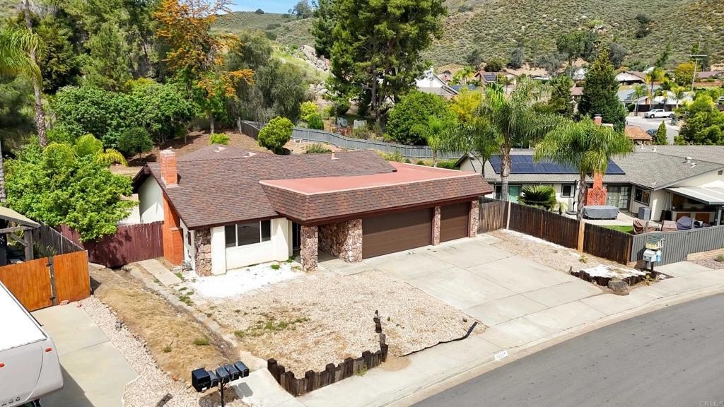 Lakeside, California, 92040, United States, 3 Bedrooms Bedrooms, ,2 BathroomsBathrooms,Residential,For Sale,1907762