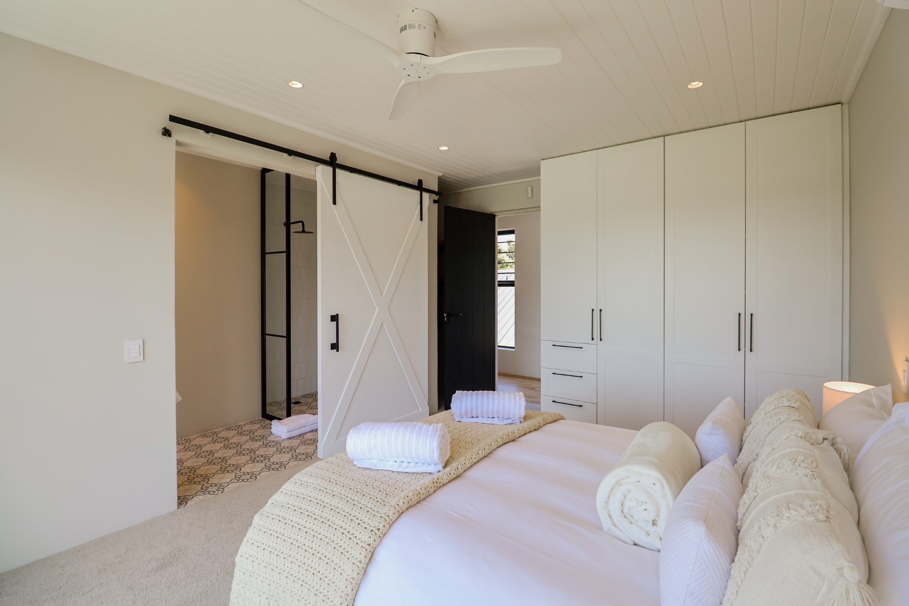 Modern home - Twin Rivers Estate - 物件實景
