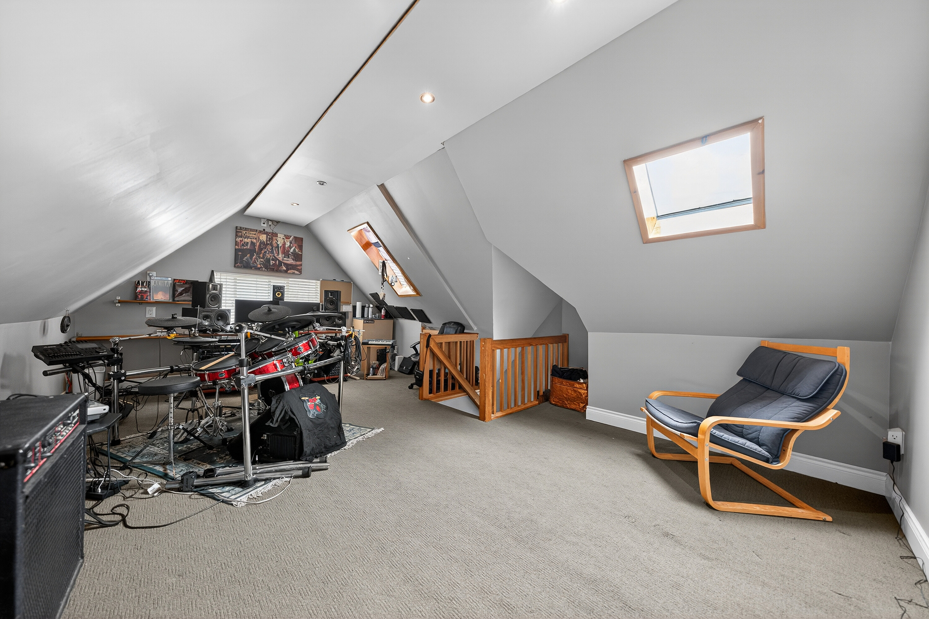  Charming Kitchener Home - 物件實景