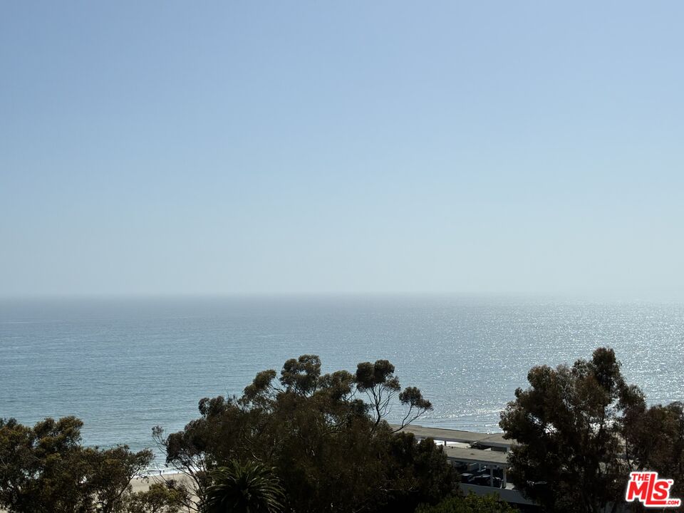 Santa Monica, California, 90402, United States, ,1 BathroomBathrooms,Residential,For Sale,1867293