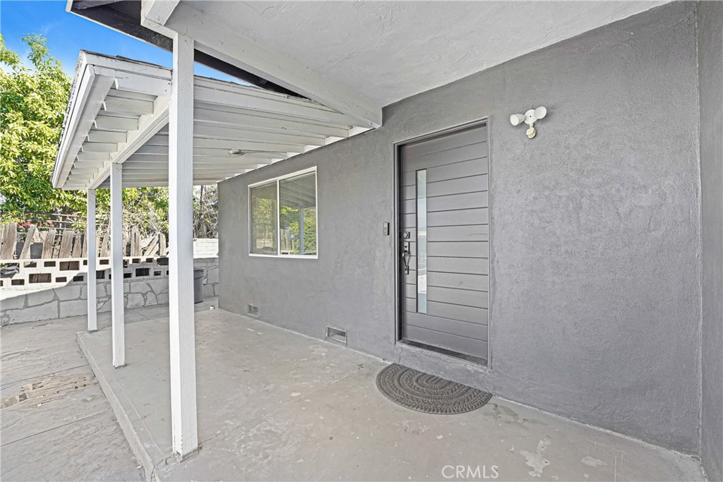 Sun Valley, California, 91352, United States, 4 Bedrooms Bedrooms, ,2 BathroomsBathrooms,Residential,For Sale,2017645