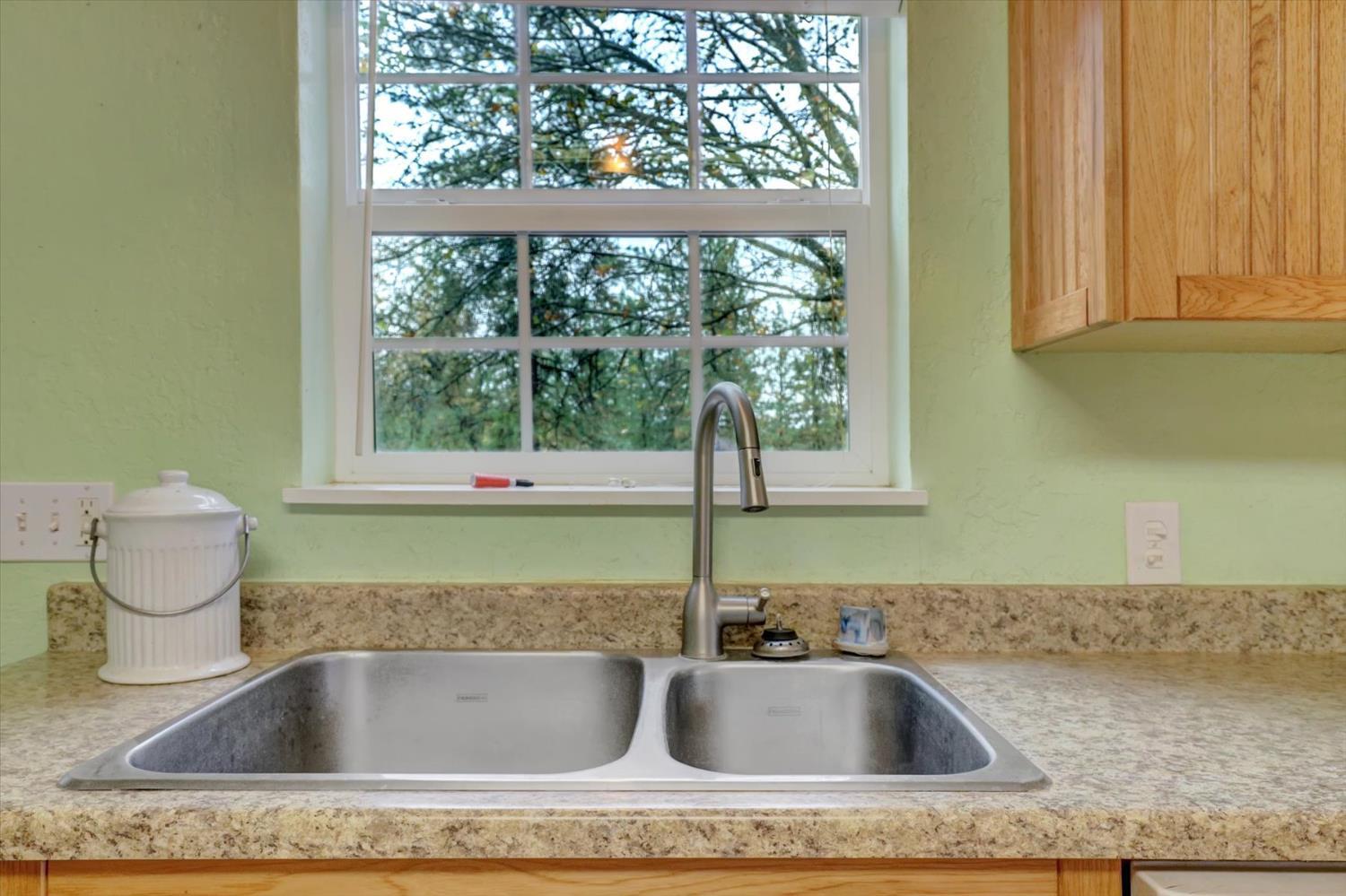 Grass Valley, California, 95949, United States, 2 Bedrooms Bedrooms, ,1 BathroomBathrooms,Residential,For Sale,1993836