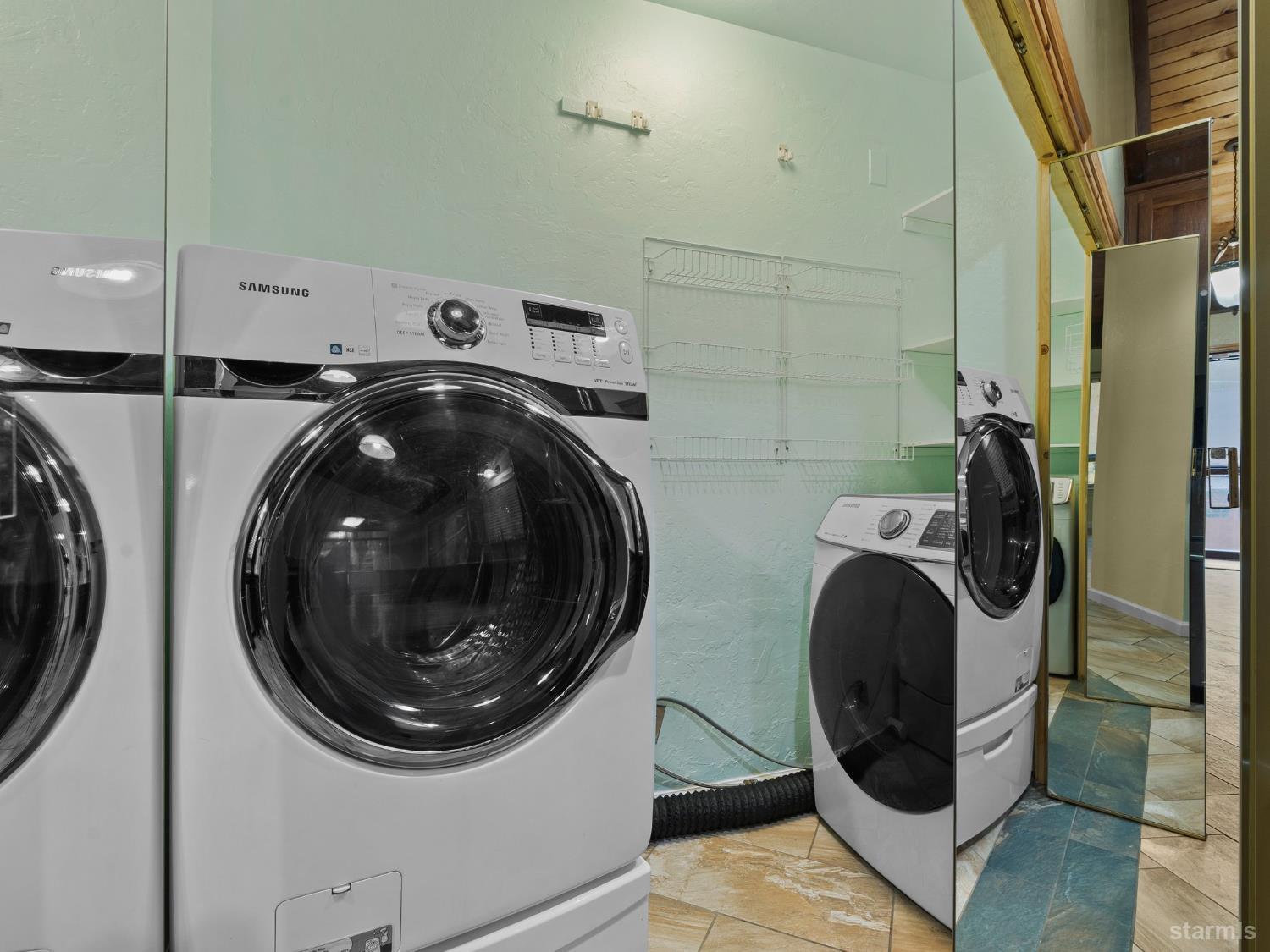 South Lake Tahoe, California, 96150, United States, 3 Bedrooms Bedrooms, ,2 BathroomsBathrooms,Residential,For Sale,1969986