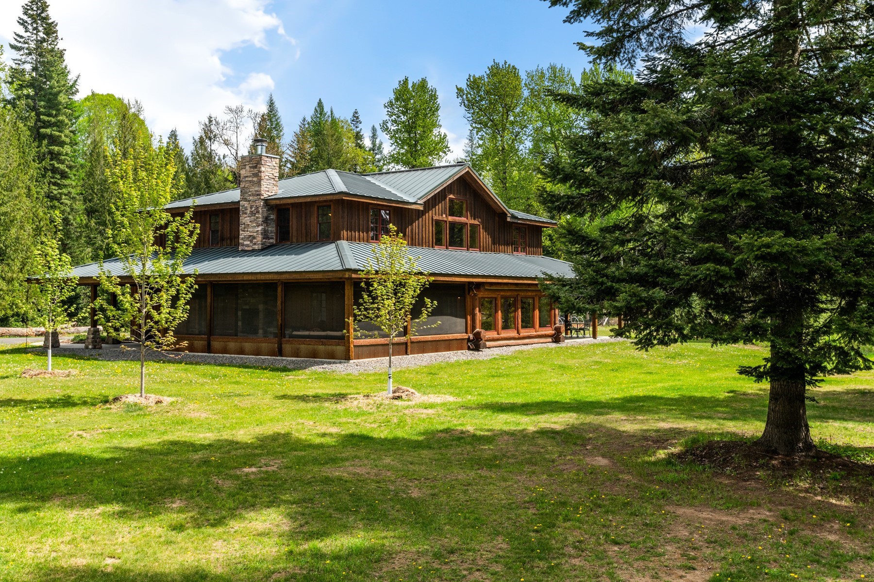  Riverfront Estate Ranch Property - 物件實景