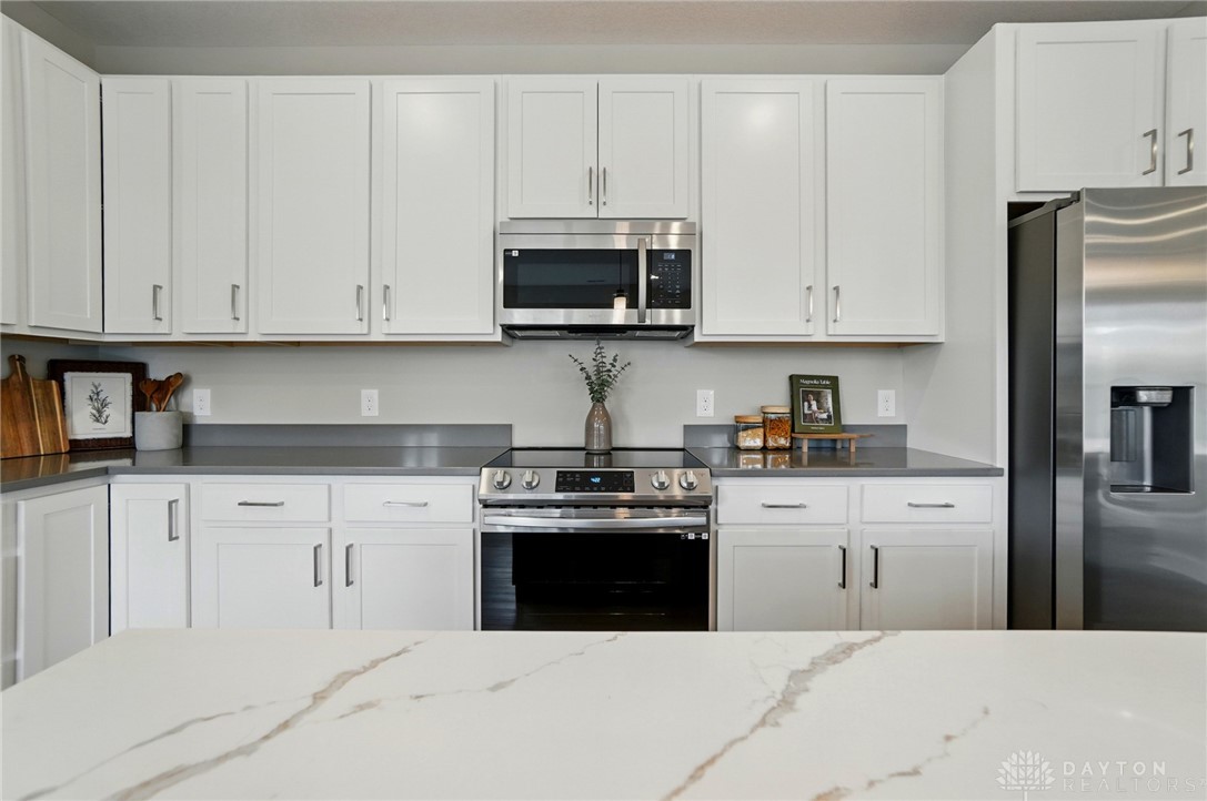 Springfield, Ohio, 45502, United States, 3 Bedrooms Bedrooms, ,3 BathroomsBathrooms,Residential,For Sale,1987754