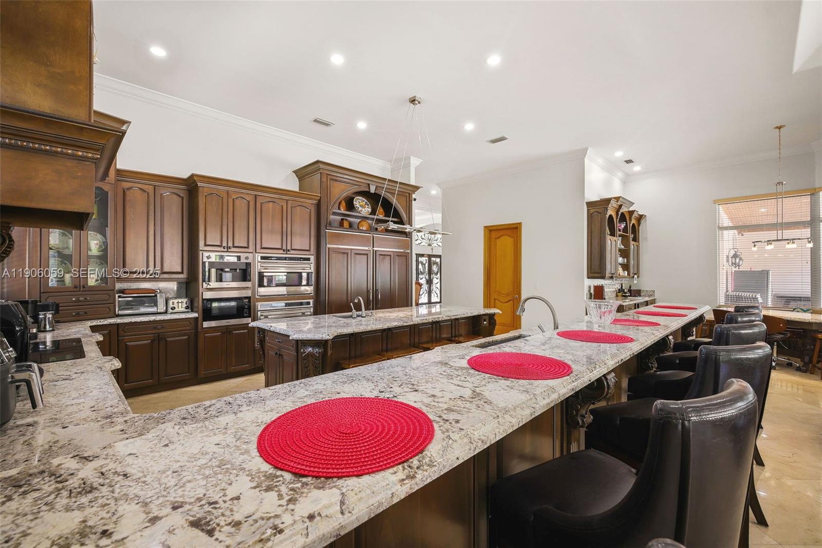 Miami, Florida, 33183, United States, 5 Bedrooms Bedrooms, ,5 BathroomsBathrooms,Residential,For Sale,1998373