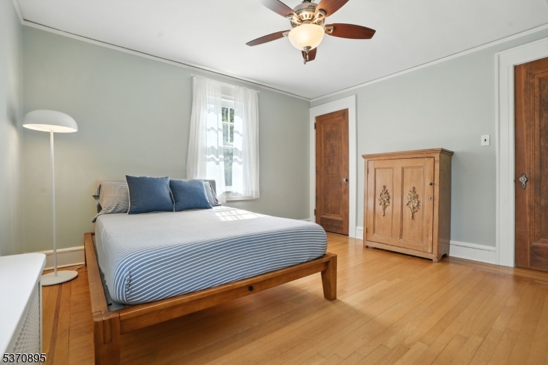 Maplewood Twp., New Jersey, 07040, United States, 4 Bedrooms Bedrooms, ,3 BathroomsBathrooms,Residential,For Sale,1940920