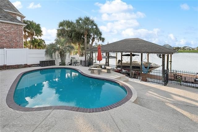 Slidell, Louisiana, 70458, United States, 4 Bedrooms Bedrooms, ,4 BathroomsBathrooms,Residential,For Sale,1982965