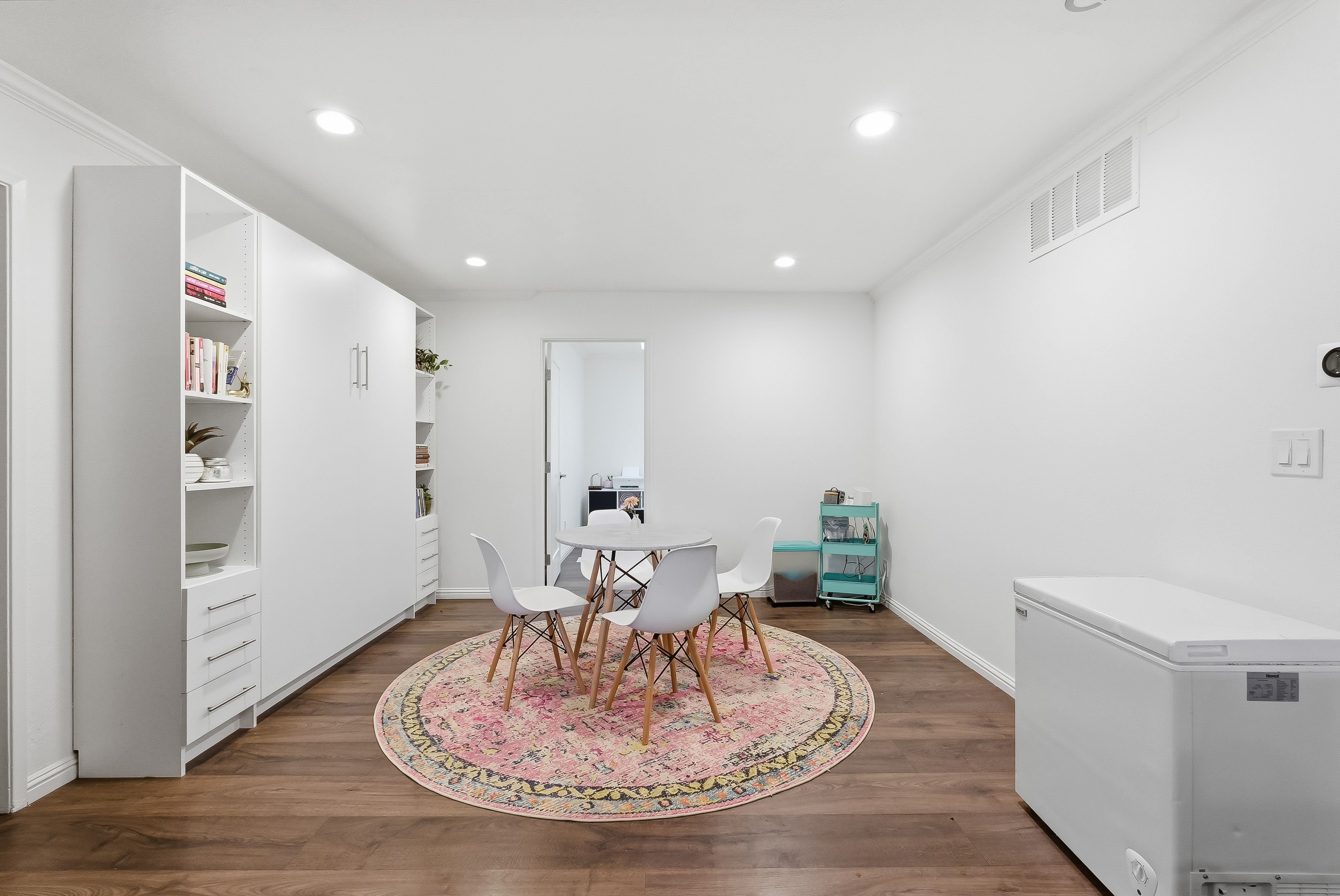  Shreen Court Charming Cul-de-Sac Home - 物件實景