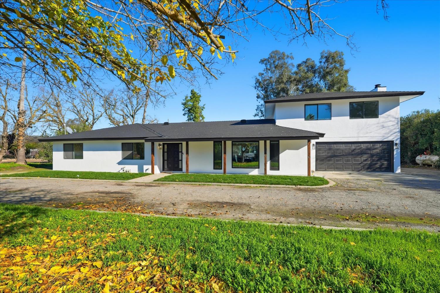 Clovis, California, 93619, United States, 5 Bedrooms Bedrooms, ,5 BathroomsBathrooms,Residential,For Sale,2005312