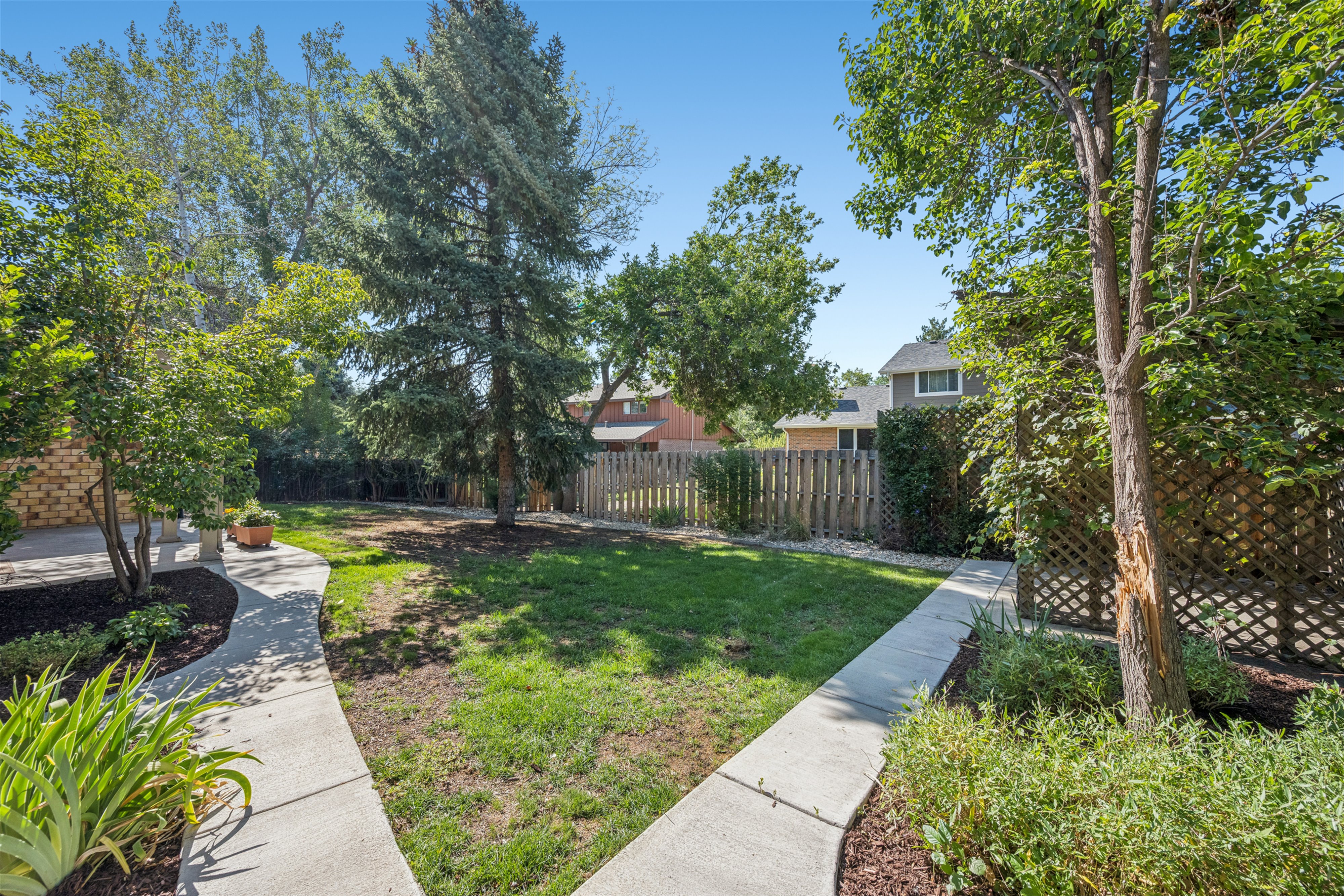  619 Crawford Cir, Longmont, CO, 80504 - 物件實景
