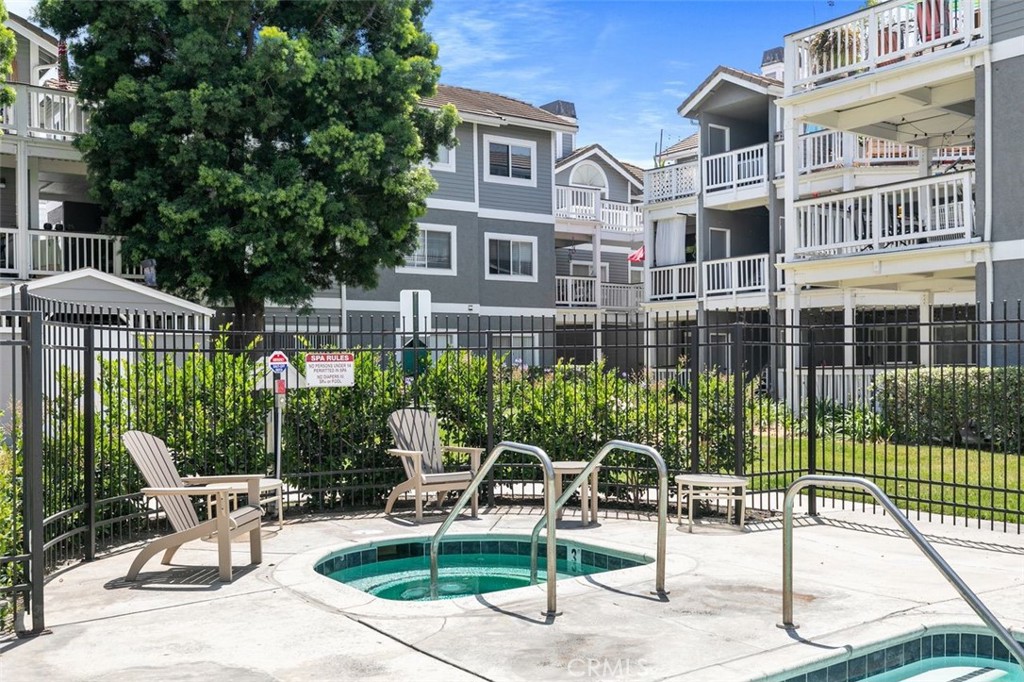 Garden Grove, California, 92843, United States, 2 Bedrooms Bedrooms, ,2 BathroomsBathrooms,Residential,For Sale,1962454