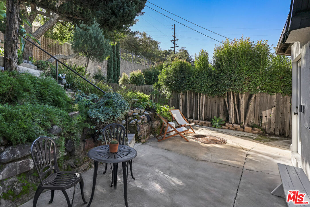 Los Angeles, California, 90041, United States, 3 Bedrooms Bedrooms, ,3 BathroomsBathrooms,Residential,For Sale,2001865