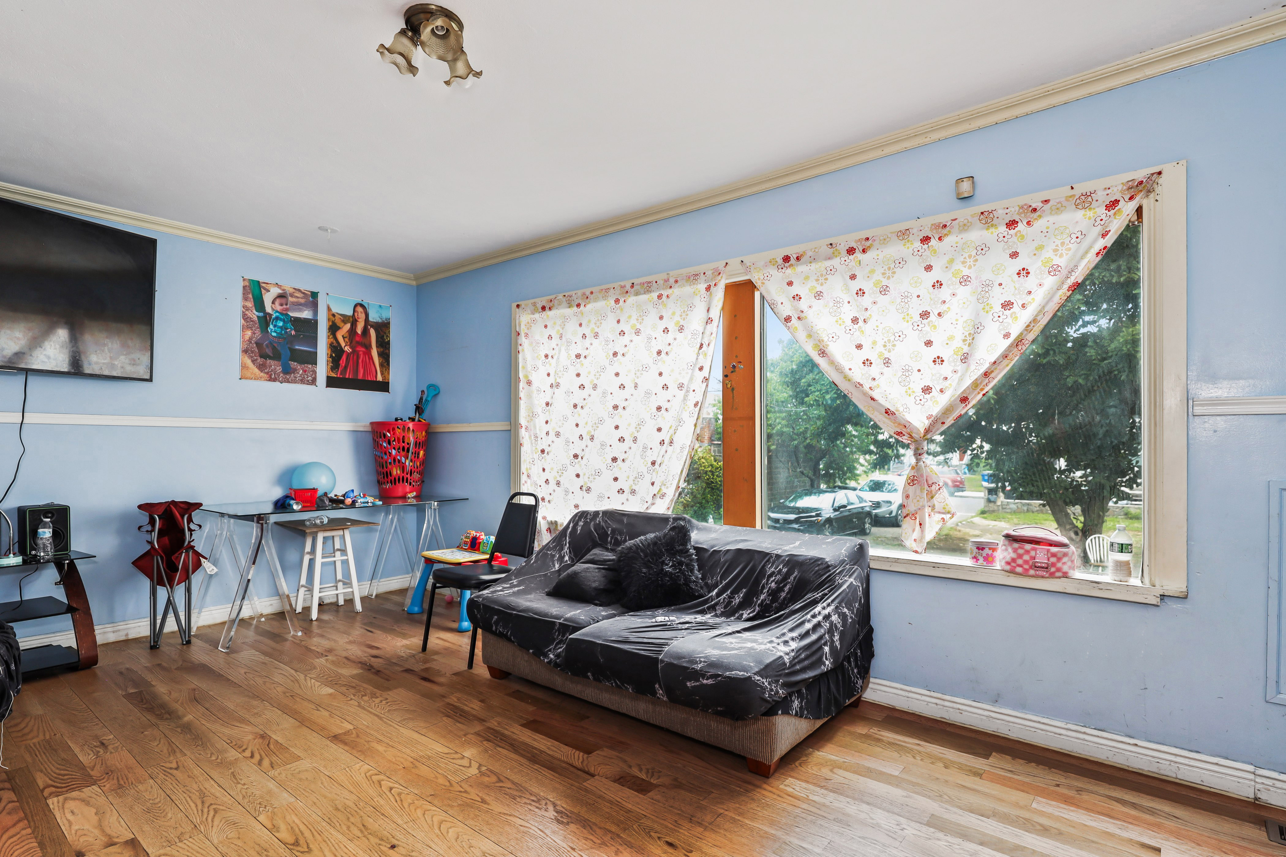 Bridgeport, Connecticut, 06604, United States, 4 Bedrooms Bedrooms, ,2 BathroomsBathrooms,Residential,For Sale,1920661