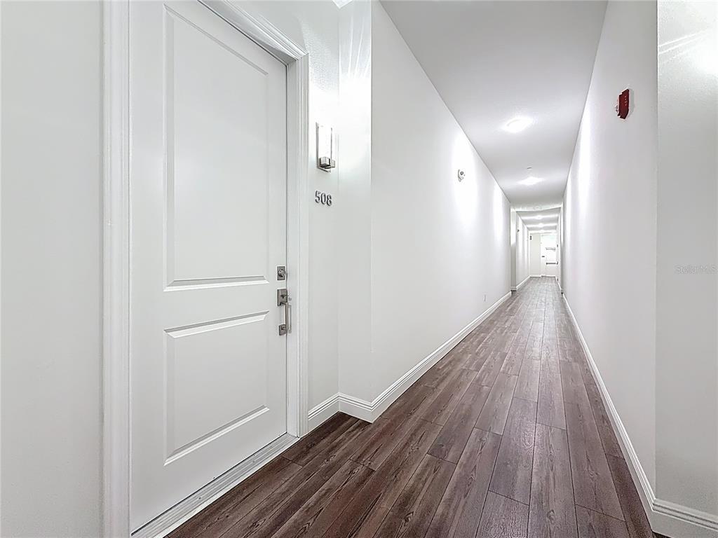 St Petersburg, Florida, 33701, United States, 2 Bedrooms Bedrooms, ,2 BathroomsBathrooms,Residential,For Sale,1889931