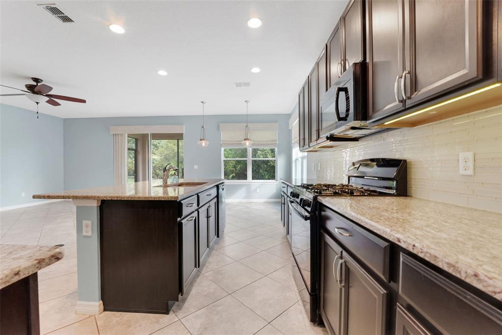 Winter Garden, Florida, 34787, United States, 3 Bedrooms Bedrooms, ,2 BathroomsBathrooms,Residential,For Sale,1878669