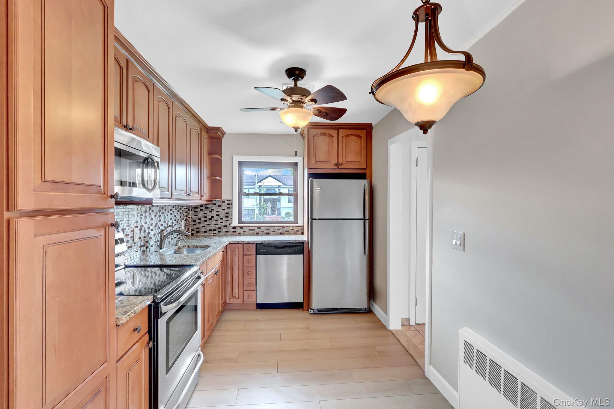  3273 5th Street, Oceanside, NY, 11572 - 物件實景