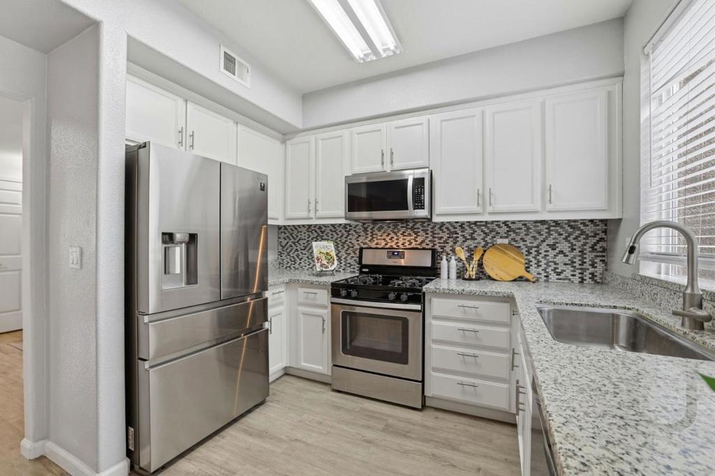 San Jose, California, 95136, United States, 2 Bedrooms Bedrooms, ,3 BathroomsBathrooms,Residential,For Sale,1987306