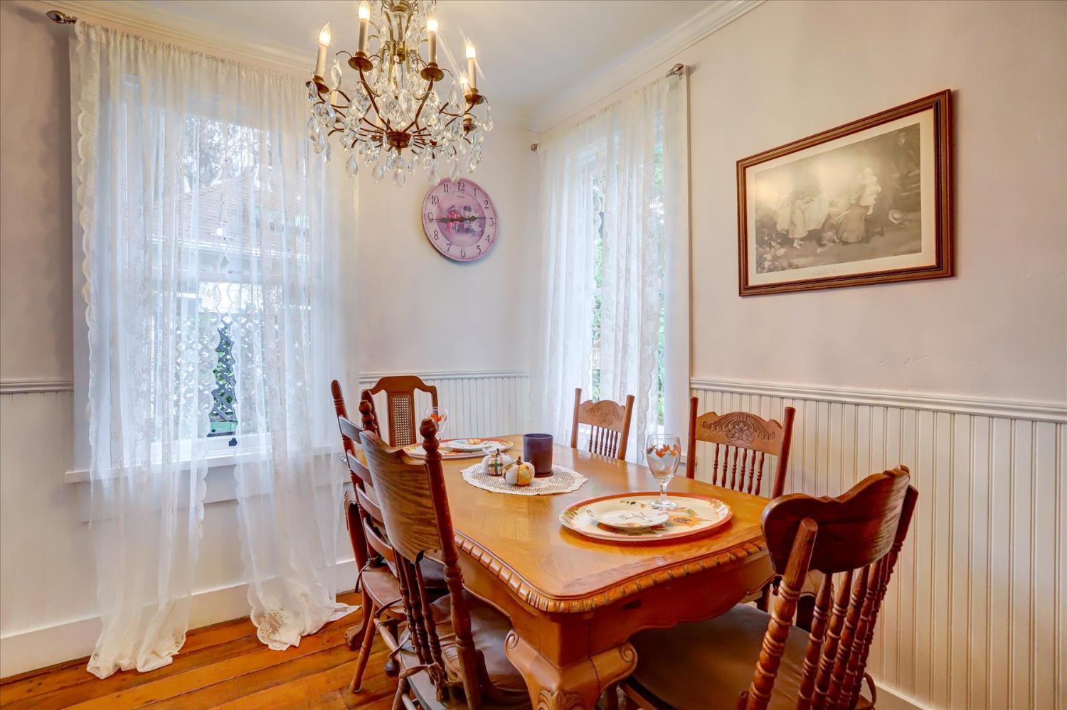 Nevada City, California, 95959, United States, 4 Bedrooms Bedrooms, ,2 BathroomsBathrooms,Residential,For Sale,1983992