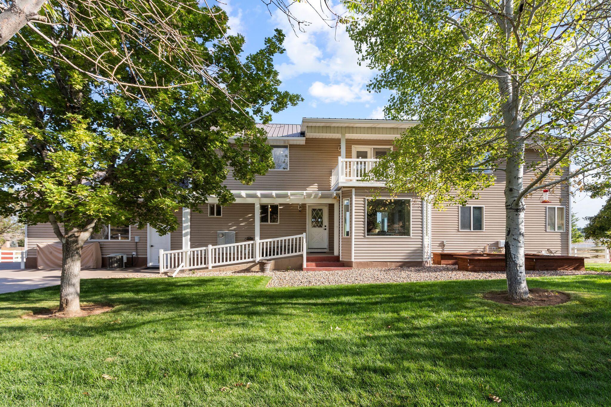 Parowan, Utah, 84761, United States, 6 Bedrooms Bedrooms, ,5 BathroomsBathrooms,Residential,For Sale,1995430