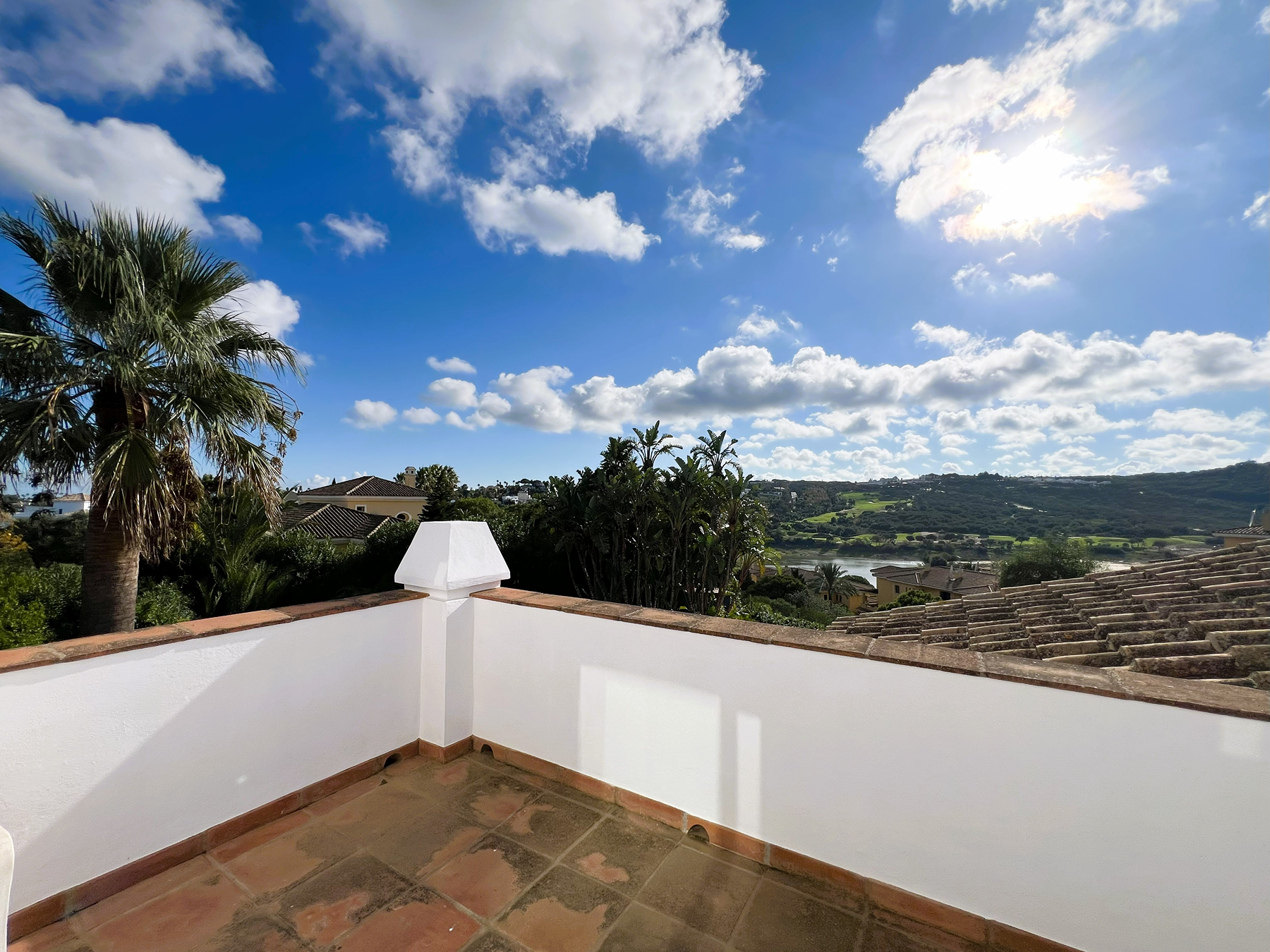  Renovated Andalusian-style villa with private garden and pool - 物件實景