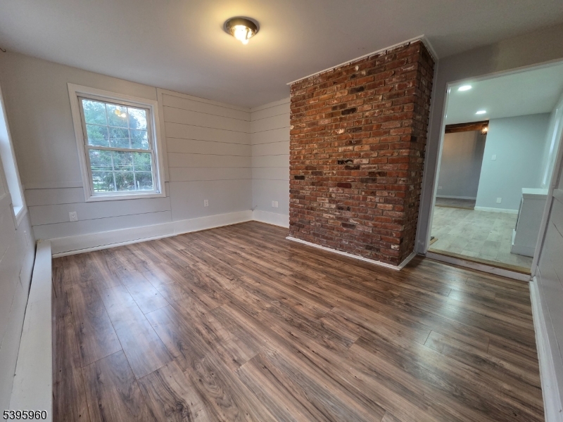 Tewksbury Twp., New Jersey, 07830, United States, 2 Bedrooms Bedrooms, ,2 BathroomsBathrooms,Residential,For Sale,1991114