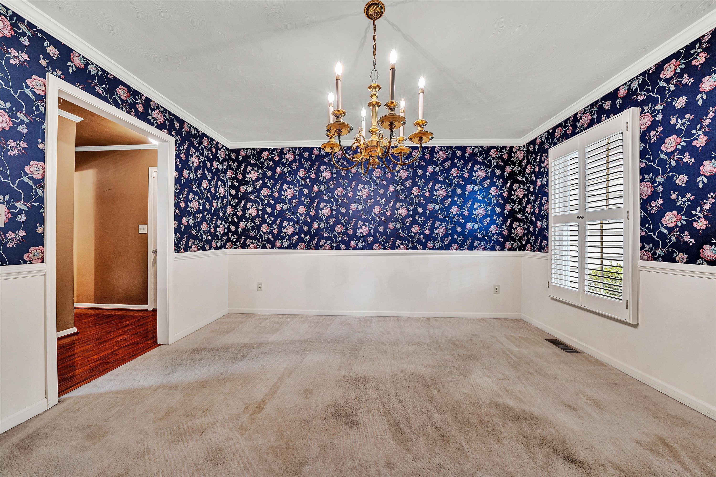 Bedford, Virginia, 24523, United States, 4 Bedrooms Bedrooms, ,4 BathroomsBathrooms,Residential,For Sale,1914324