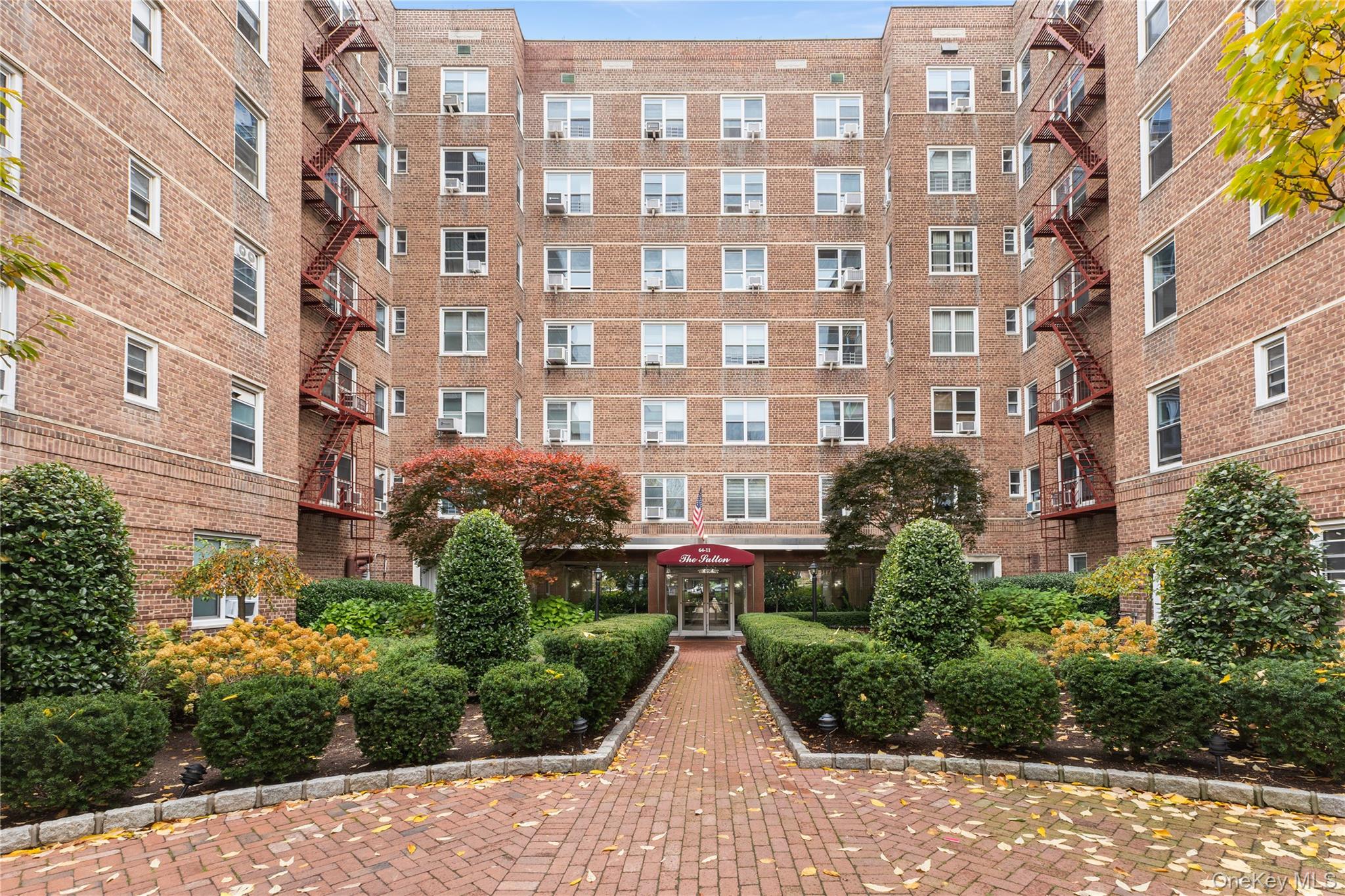 Rego Park, New York, 11374, United States, 3 Bedrooms Bedrooms, ,2 BathroomsBathrooms,Residential,For Sale,1992831