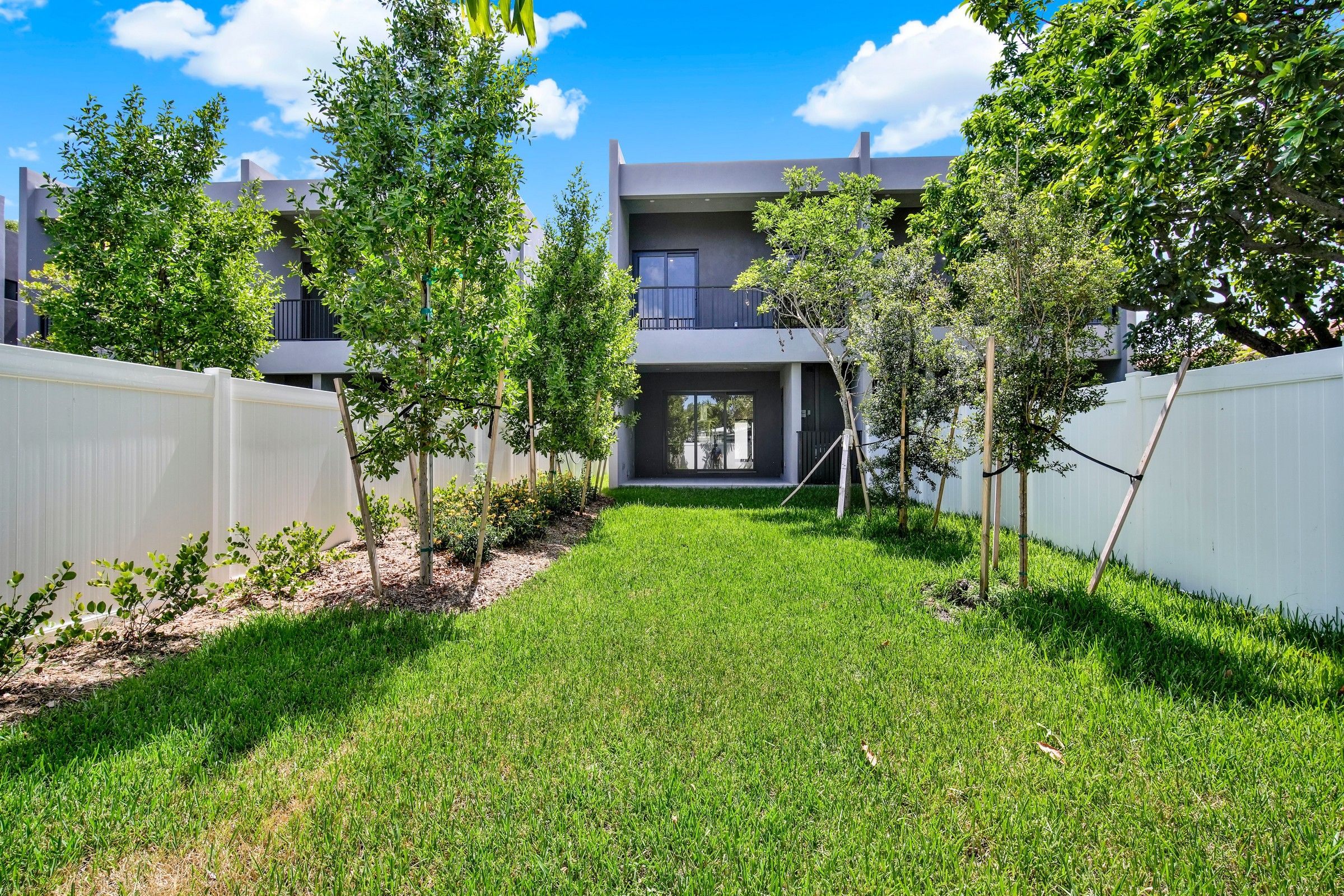  2889 Southwest 35th Avenue, Miami, FL 33133 - 物件實景